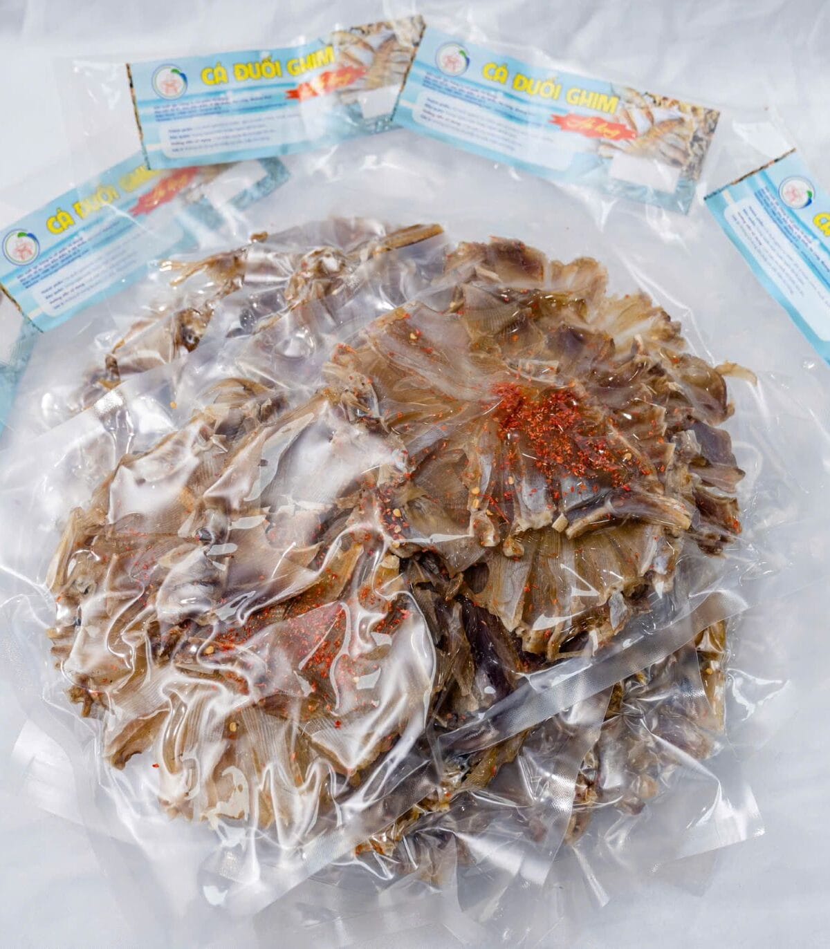 ca-duoi-ghim